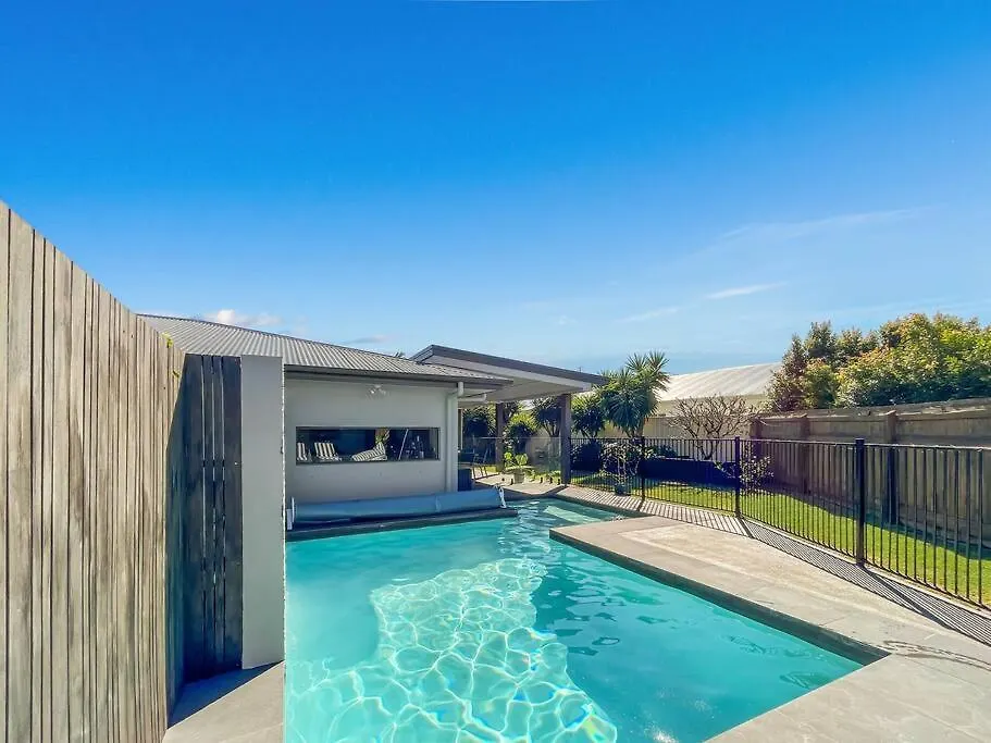 Summer Retreat 4 Min Drive From Moololaba Beach Mooloolaba