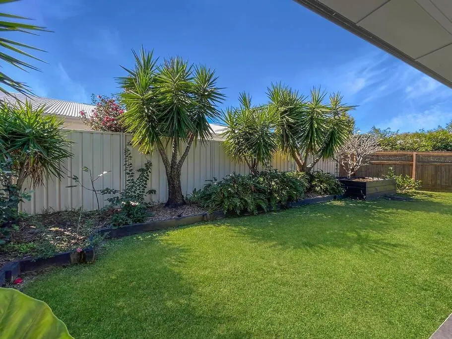 Summer Retreat 4 Min Drive From Moololaba Beach Mooloolaba Australia