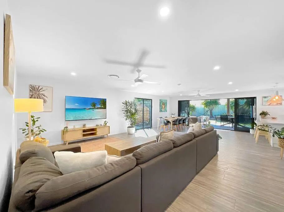 Summer Retreat 4 Min Drive From Moololaba Beach Mooloolaba Australia